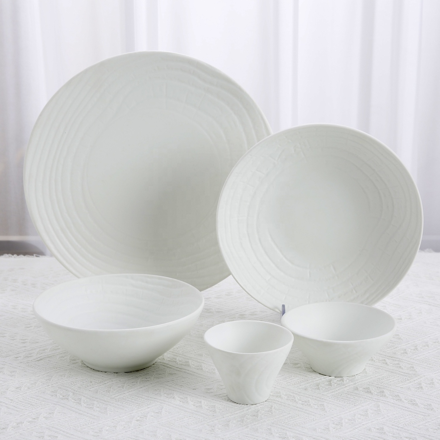 Simple Hotel Restaurant Tableware Plates and Bowls Set Round Annual Ring Glaze White Ceramic Porcelain Dinnerware