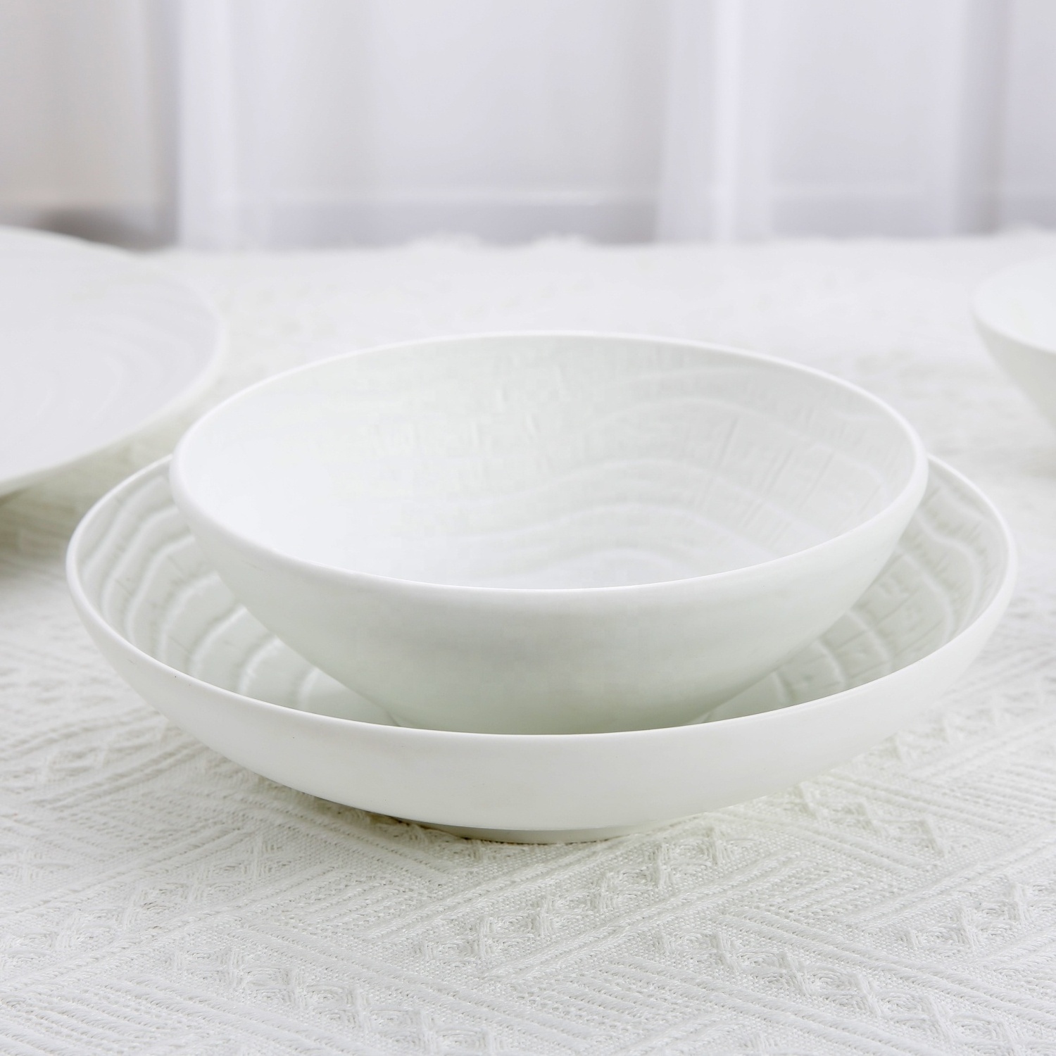 Simple Hotel Restaurant Tableware Plates and Bowls Set Round Annual Ring Glaze White Ceramic Porcelain Dinnerware