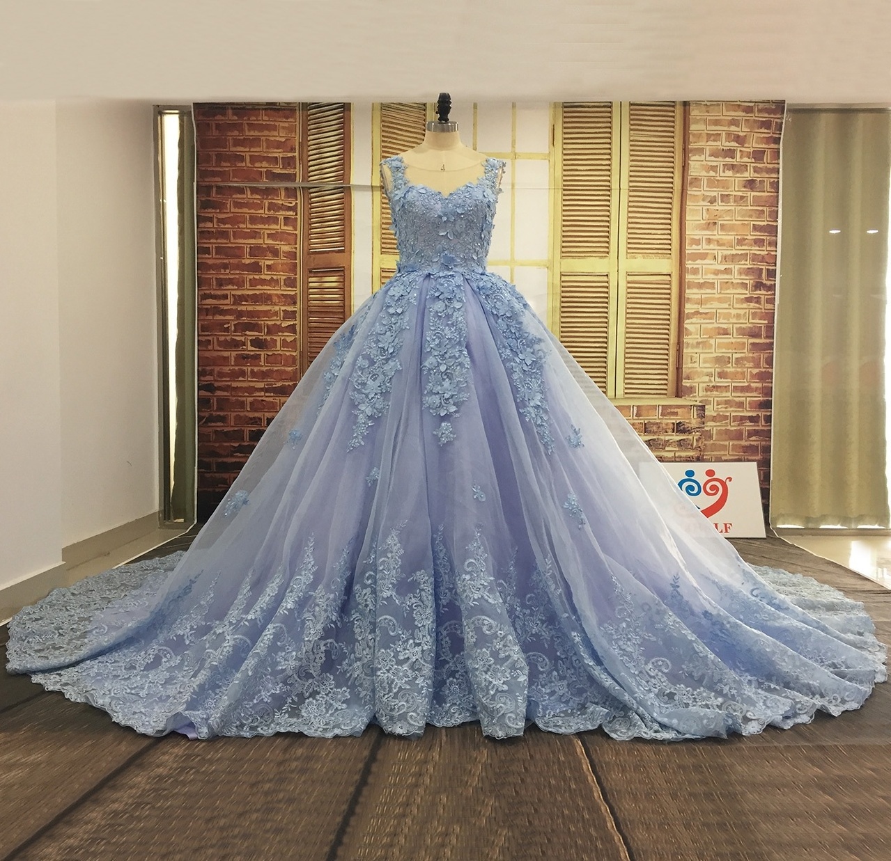 Custom Made Real Photo High Quality Luxury Ice Blue Wedding Dress Ball Gown