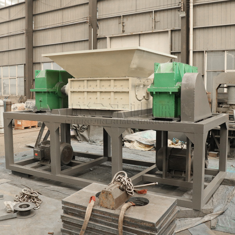 Automatic scrap tire recycling shredder / tyre shredding machine/ waste tyre recycling plant for sale