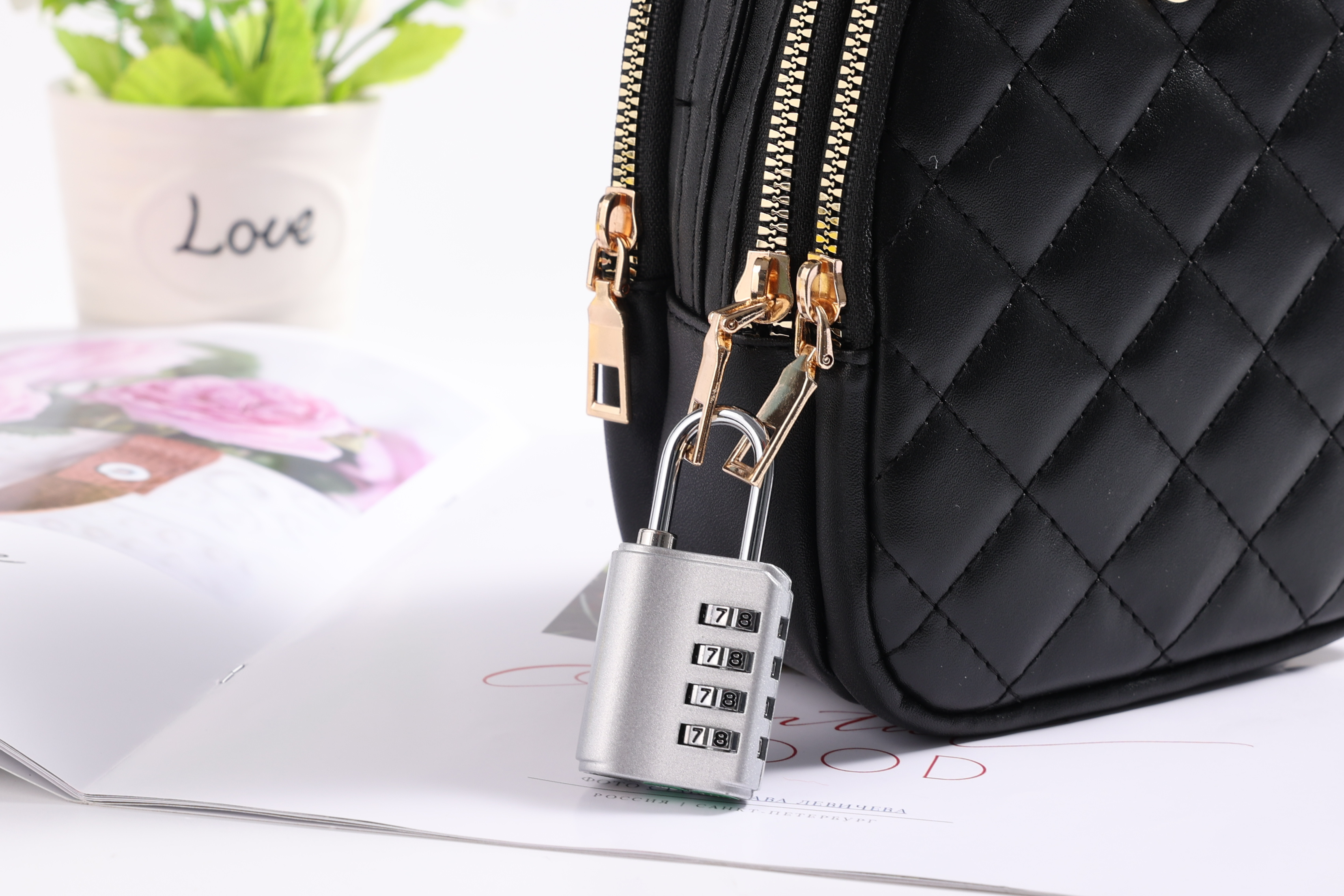 sliver zinc alloy password 4 digit resettable combination padlock with master key