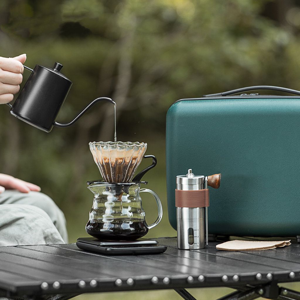 European Style Portable Professional Hand Brewed Coffee Set Outdoor Hand Ground Coffee Gift Set  coffee s 304et