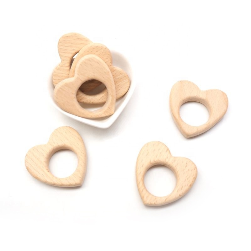 Wholesale Baby Molar Rod Toys Wood Necklace Pendant Chew Natural Beech Heart Shape Customize Wooden Teether