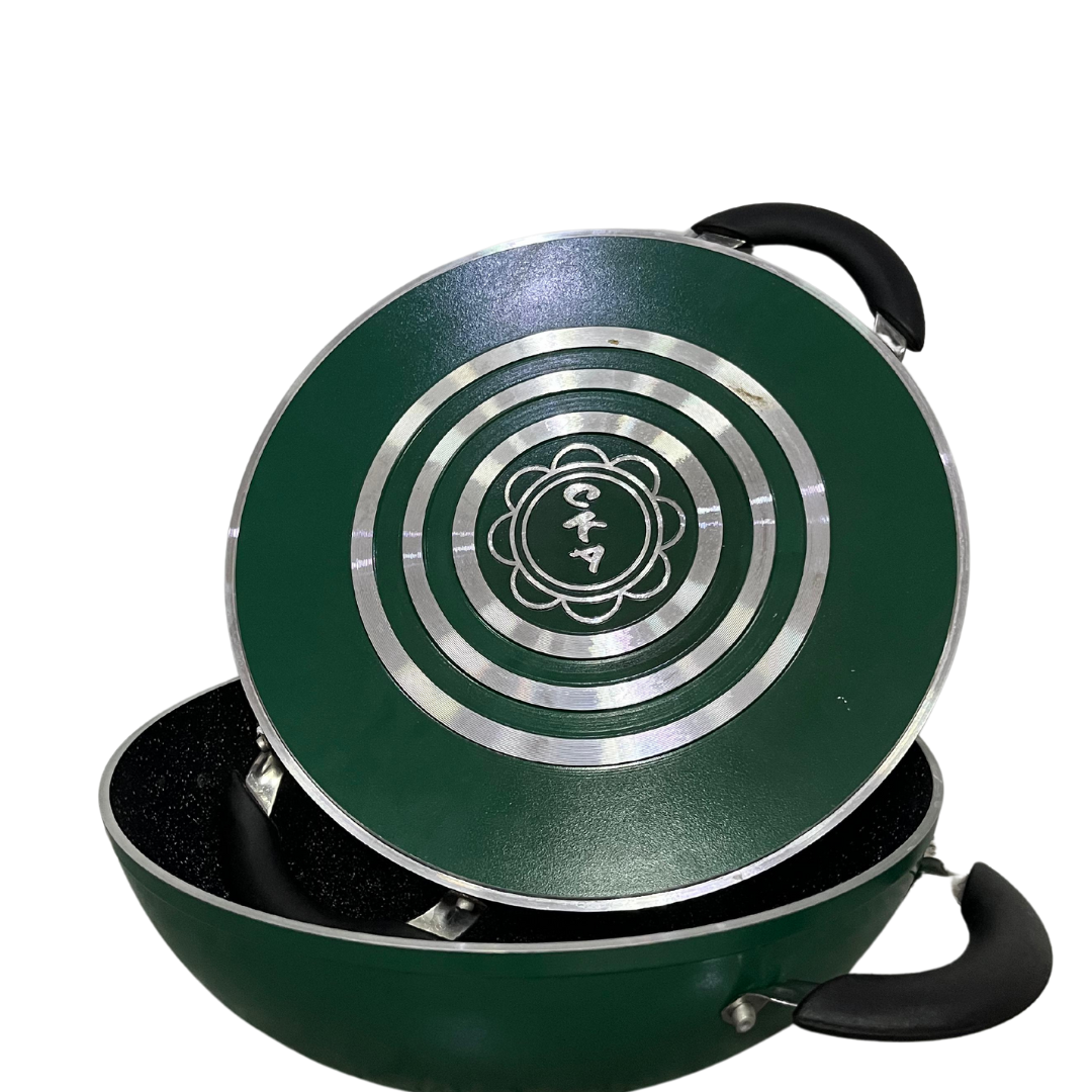 Modern 30cm Non-Stick Grill Pan Made from High Quality Aluminum Sustainable and for Gas and Induction Stoves