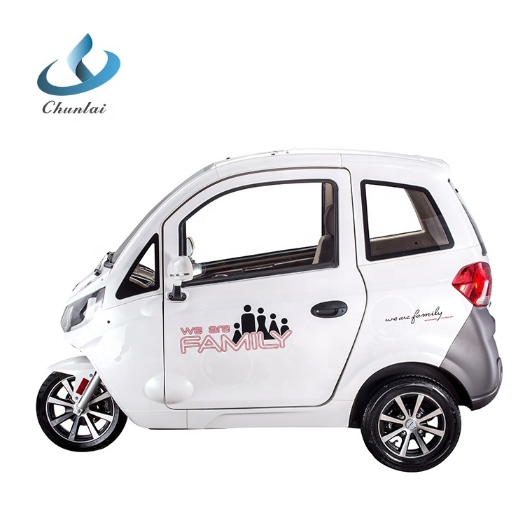 Hot sale enclosed electric tricycle with passenger seat 3 wheel electric mobility scooter for adult and elderly