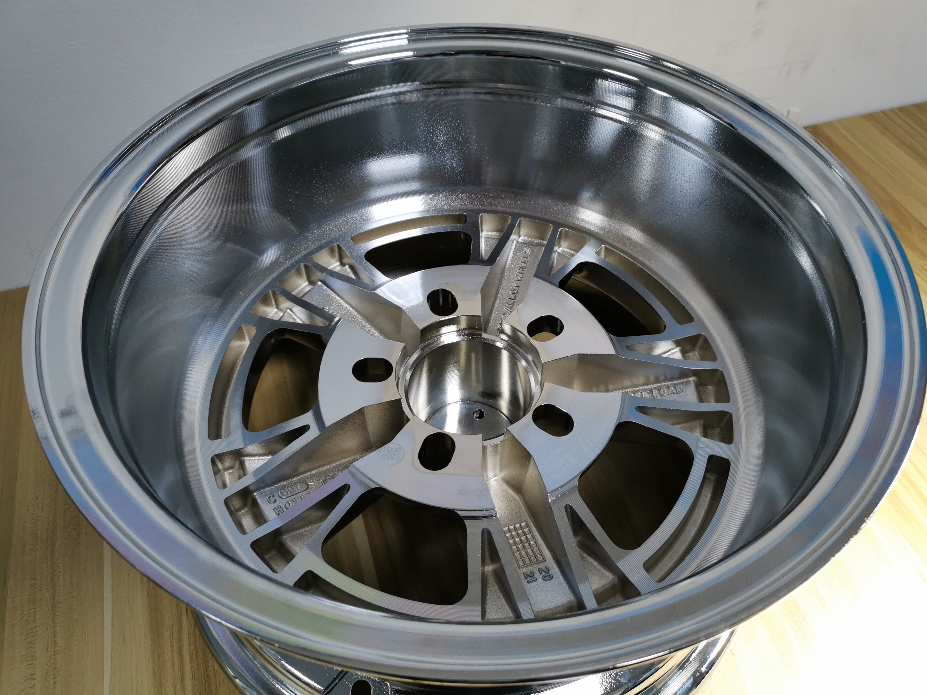 Chromed wheel 15X7.0 5X114.3 5X120.65 5X127 full alloy NOT like cragar S/S  61C 390C steel barrel and alloy center welded wheels