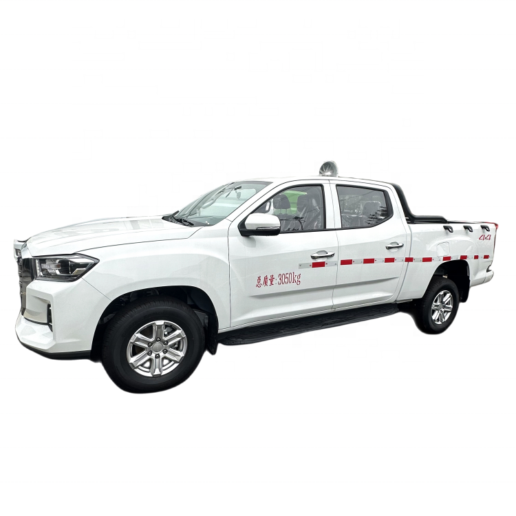 SAIC MAXUS pick up Emergency Rescue truck for sale 4x4 Pickup refrigerated truck