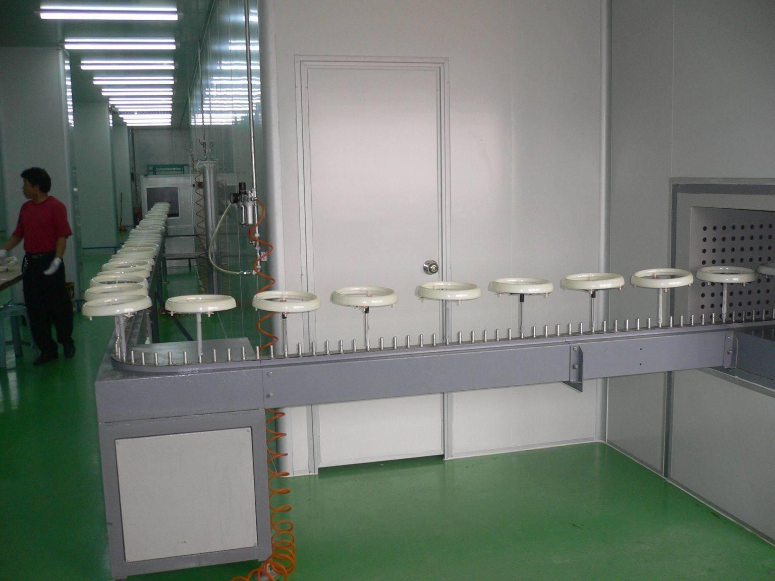 Plastic Components Spray Painting Liquid Coating Production Line Hot Product 2022