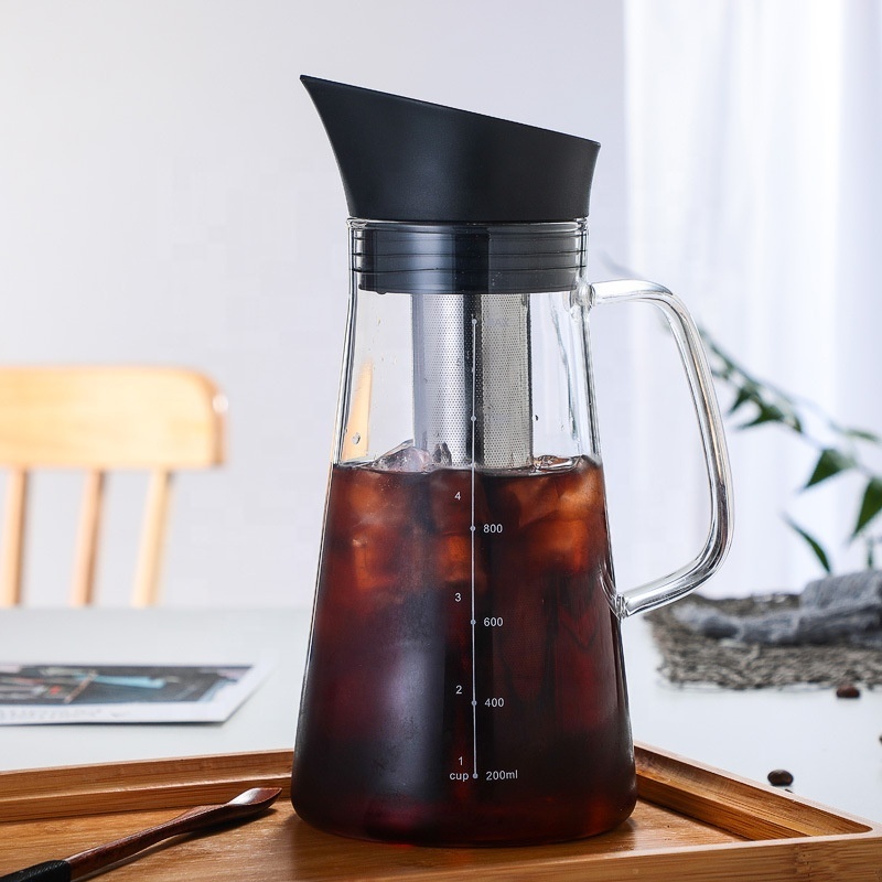 Airtight Cold Brew Iced Coffee Maker  Iced Tea Maker with Spout and Removable Filter