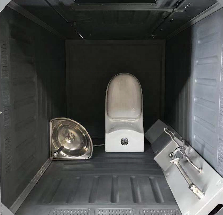 Chinese factory direct sales of mobile toilets, ceramic toilets with dual functions for bathing and going to the toilet.