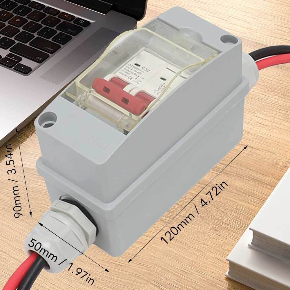 CLIPOL Breaker MCB 2P  500V 32A Input Output  Disconnect Switch with IP65 Distribution Box(with Cable and PV Connector)