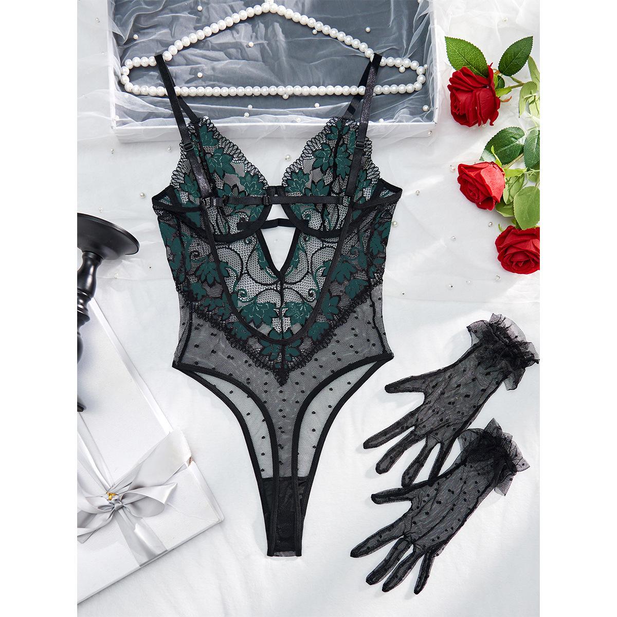 Chuangerm Oem 2024 New Fashion Sexy Lingerie Flower Embroidery Polka Dot Mesh Steel Ring Gathering Perspective Lingerie Babydoll