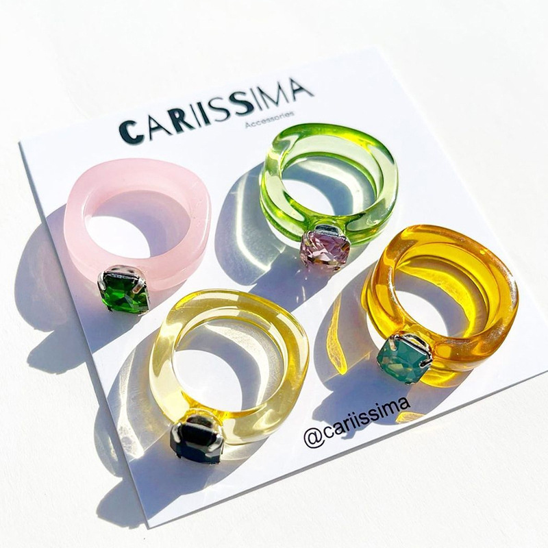 Chunky Resin Acrylic Rings Cute Trendy Rings Colorful Crystals Heart Shape Wholesale Women Gold Balls Acrylic Plastic Ring