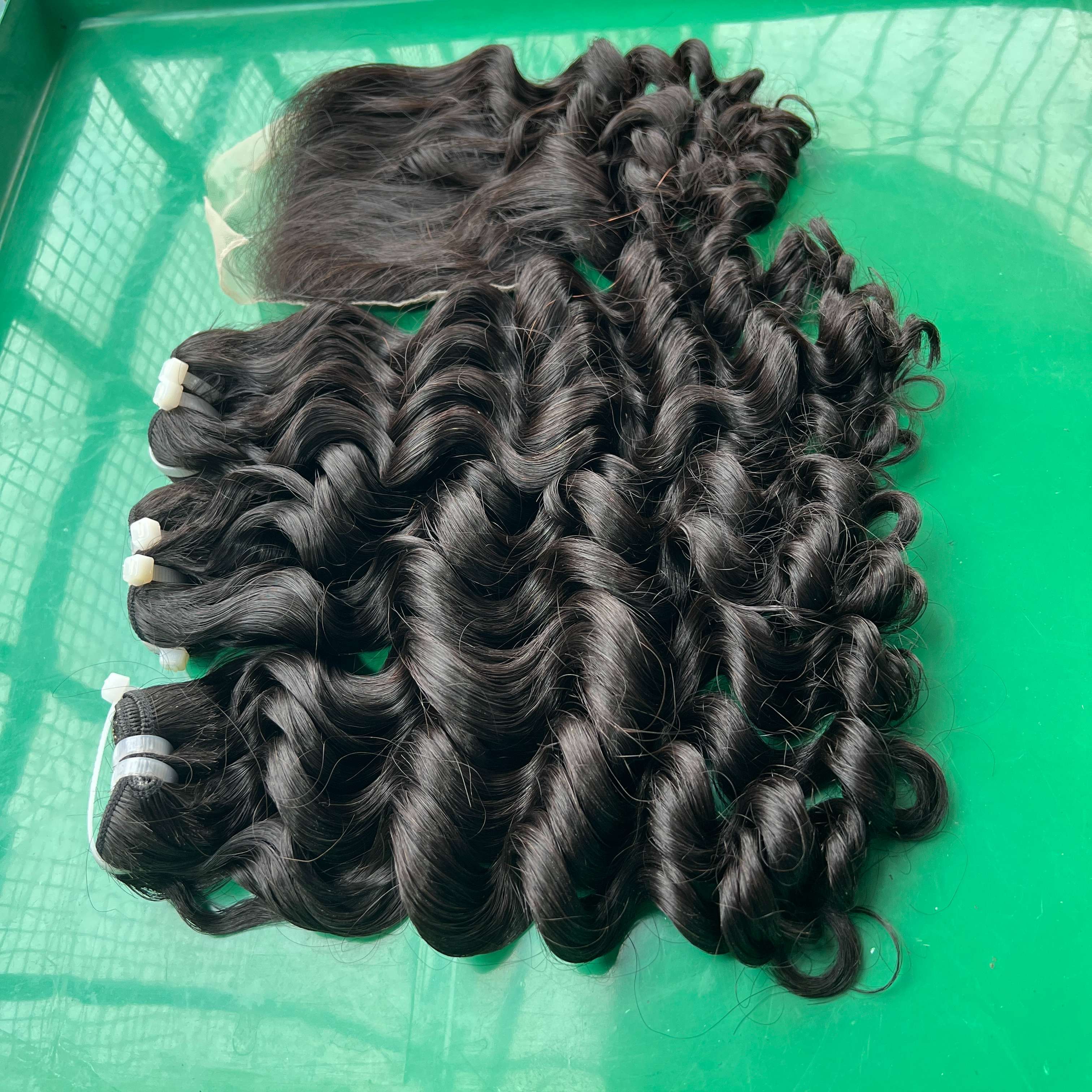 Raw Material 100% Human Hair Bundles Vietnam, No Syntetics Fibers Cuticle Fits Loose Deep Wave