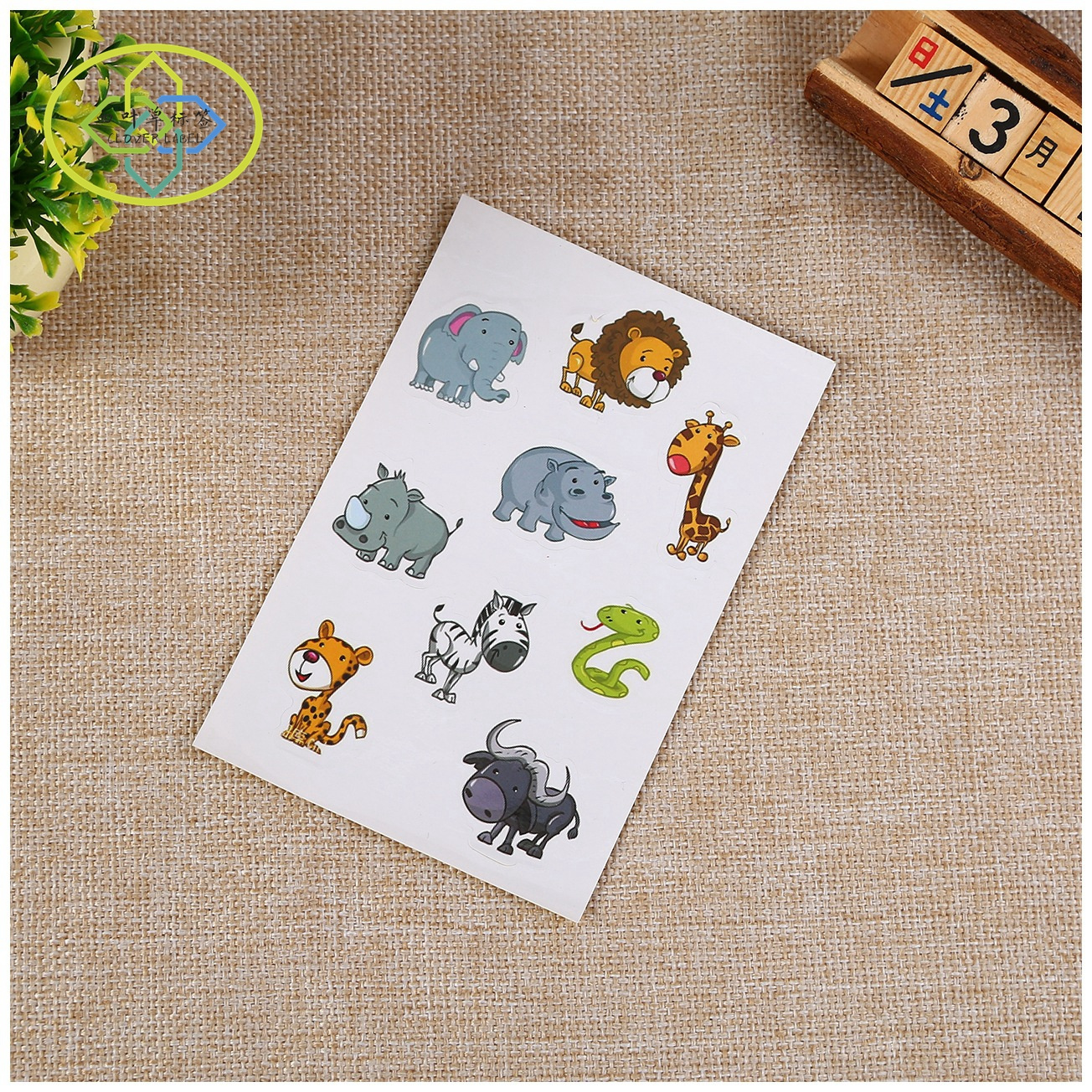 Kiss cut cute Animal stickers vinyl waterproof kids phone Skateboard Laptop Notebook custom decorative sticker