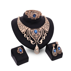 Fashion 4 Pcs Women African Jewelry Sets Statement Luxury Big Crystal Saudi 18K Gold Plated Dubai Wedding Bridal Jewelry Set