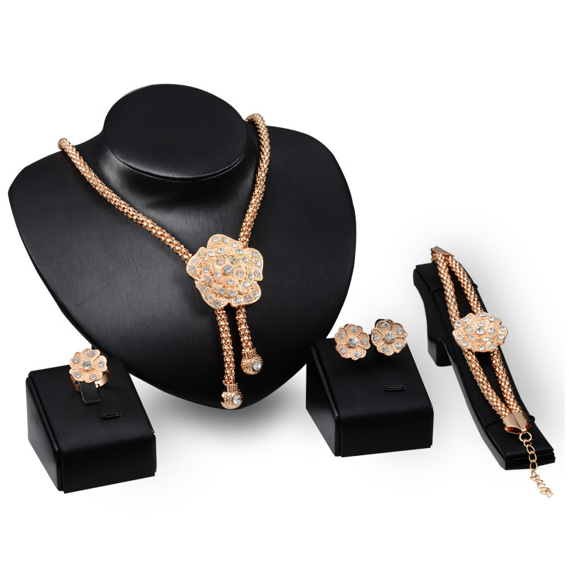 CLARMER Wholesales Fashion Metal alloy Women Jewelry Set Saudi 18K Gold Plated Custom Cheap Bridal African Jewelry Set