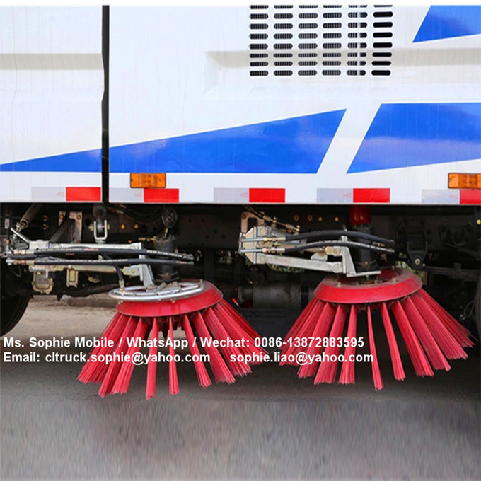 dongfeng  small street sweeping machine road cleaning truck road cleaning vehicle