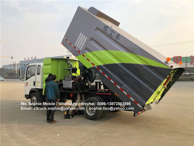 dongfeng  small street sweeping machine road cleaning truck road cleaning vehicle