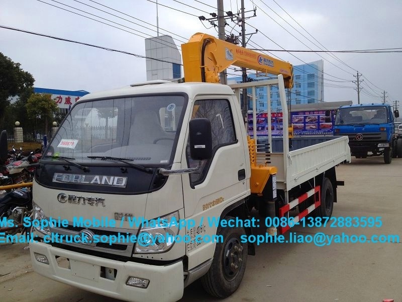 China factory CLW 4*2 Forland small dump truck 2 ton straight boom 2 support legs lifting crane small truck crane