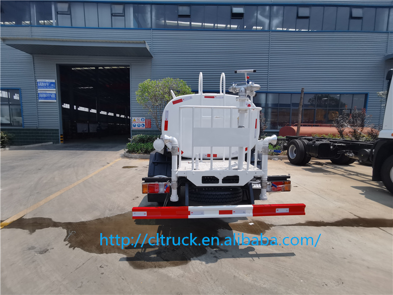 ISUZ Customized 4x2 Water Tanker Transport Truck with 5,000 Liters water tanker with new painting for sales