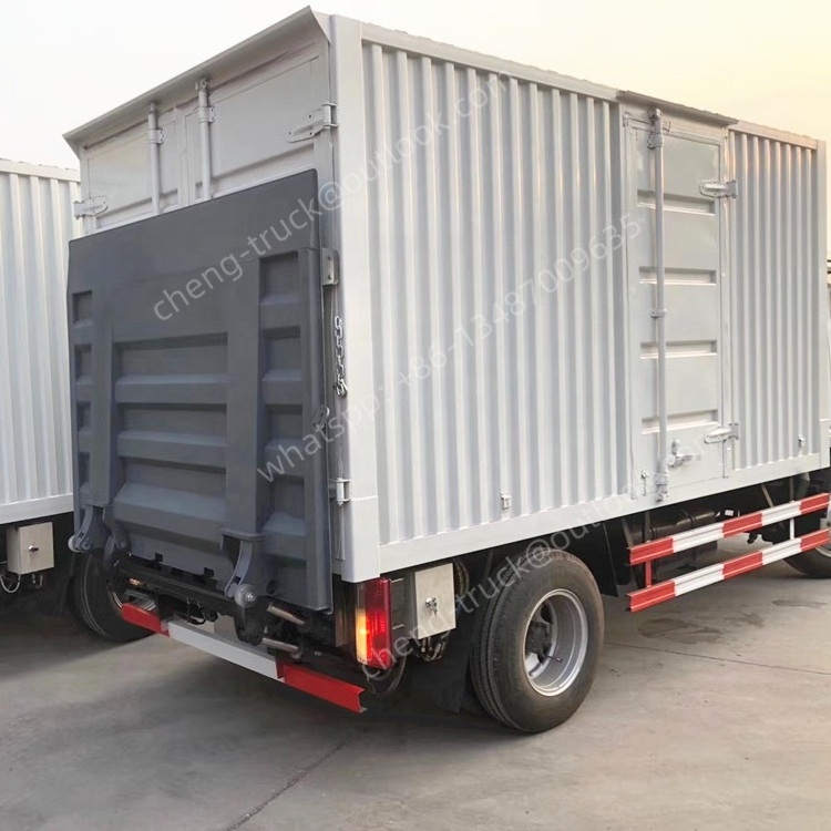 Self loader cargo truck Dongfeng 4x2 4x4 3ton 3.5ton 4ton van box cargo truck with hydraulic tail lift