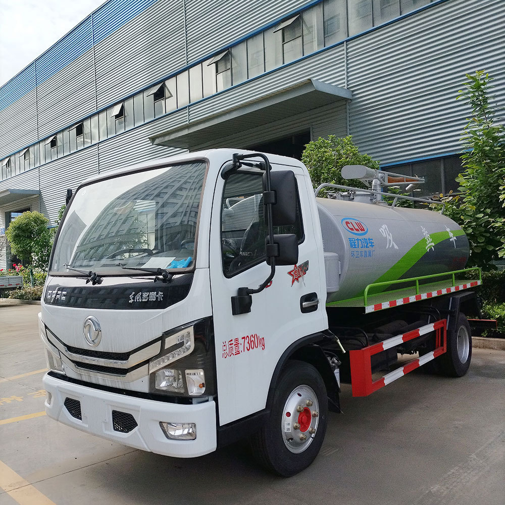 China Made Dongfeng  5 Ton fecal suction truck 6 wheels septic truck With Vacuum Pump Dung Sucking Cart for Sale Cheap Price