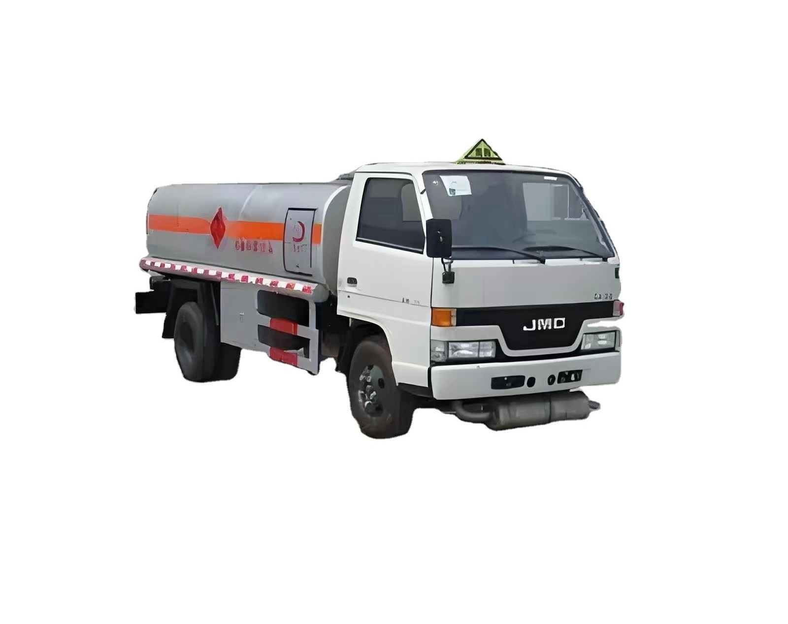 JMC 3-5 ton or 5000 liters 6 wheels   carbon steel small capacity mini  fuel delivery tank truck for sale