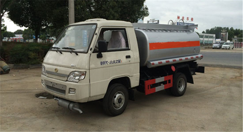 Cheap Price Mini 4x2 Fuel Tanker Truck