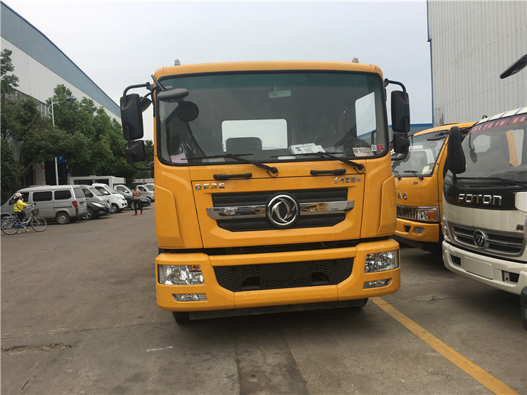 Yellow color 9 tons high-way road recovery tow truck with flatbed