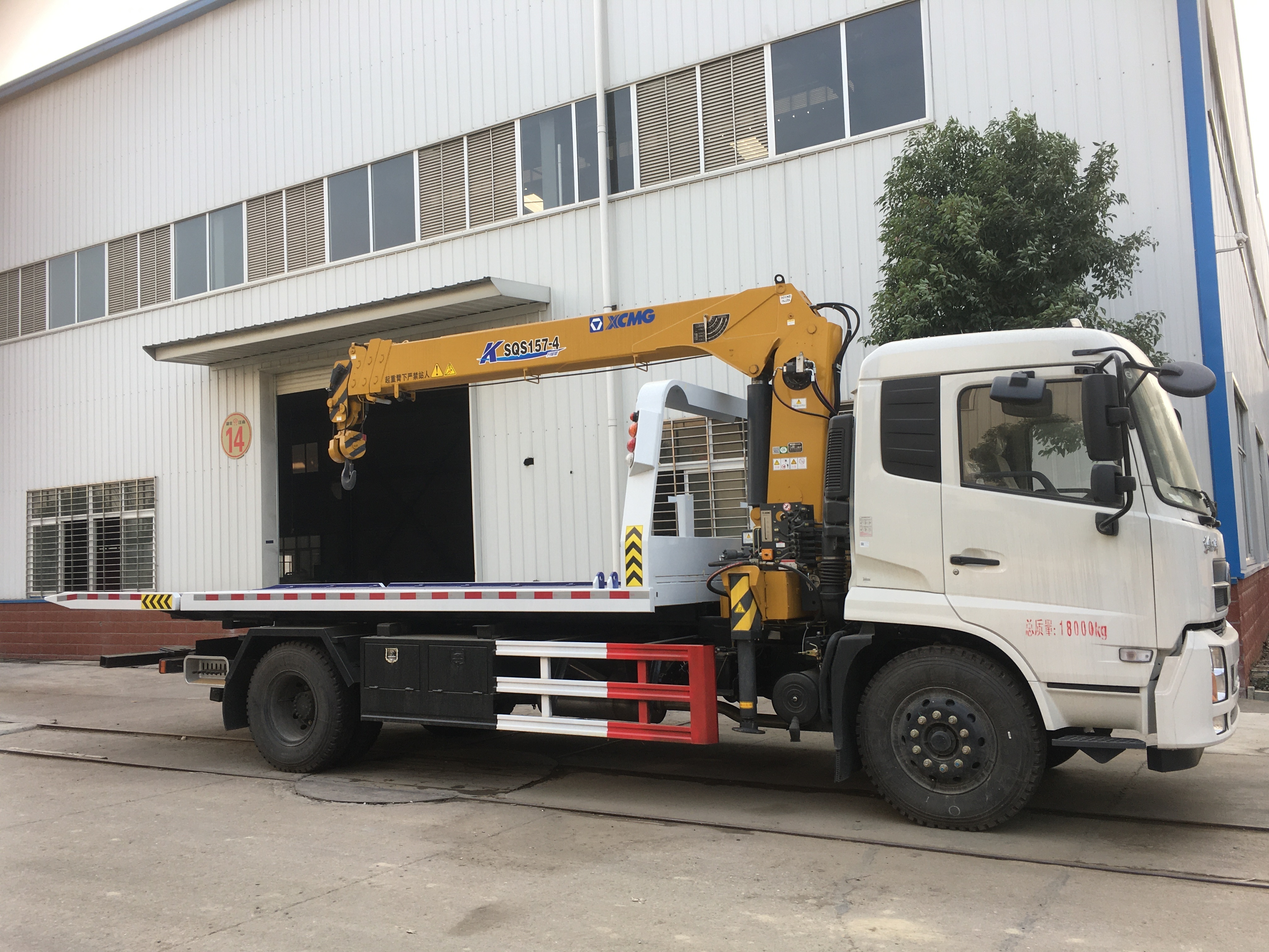 High Speed 4x2 LHD hydraulic crane Car Towing Wrecker Truck price