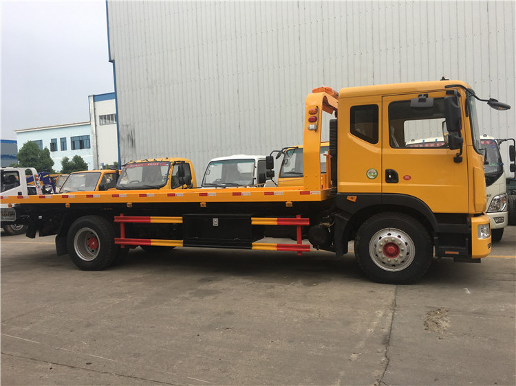 Yellow color 9 tons high-way road recovery tow truck with flatbed