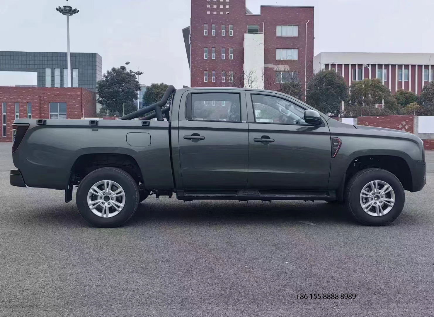 Sinotruk 4x2 auto pickup trucks with double cab pickup