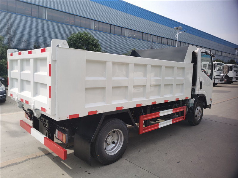 4x2 Isuzu KV100 Mini Dump Tipper Truck with 2 tons Loading