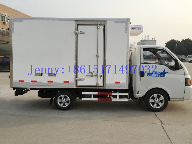 JAC 1 ton meat and fish refrigerated truck,small freezer box truck for sale