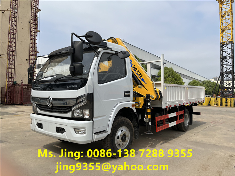 Dongfeng 4x2 Light Crane Truck 6 Tons With Max. Lifting Height 10M Folding Boom Crane