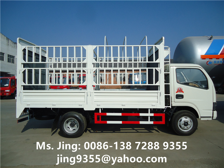 Light Duty Dongfeng DFAC 4x2 Fence Van Open Truck 4-5 Ton Small Cargo Trucks For Sale