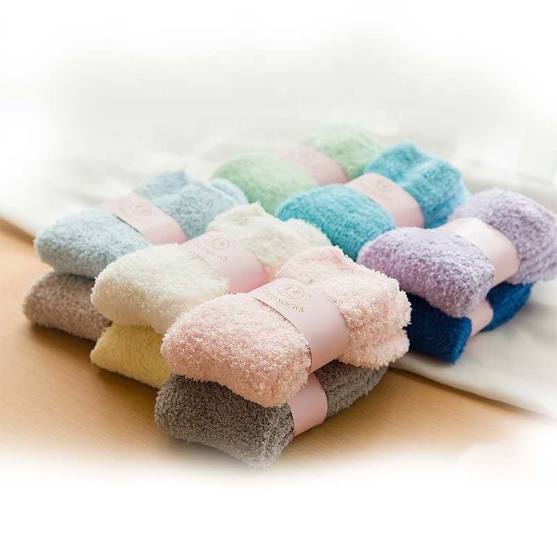 Cmax Wholesale Women Fuzzy Fluffy Warm Socks Polyester Cosy Feather Yarn Slipper Socks