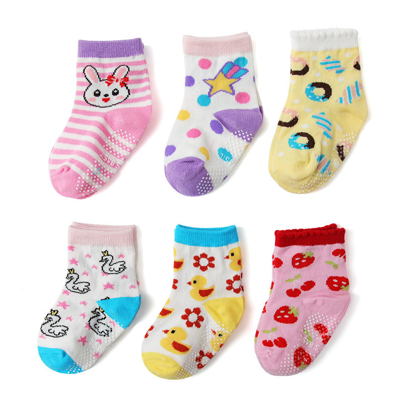 Wholesale of Girls' Cartoon Cotton Socks Glued Non slip Floor Socks Children's Walking Socks