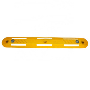 2020 Traditional Style High Quality Pu Post With Pe Base Traffic Plastic Lane Separator For Road Divider