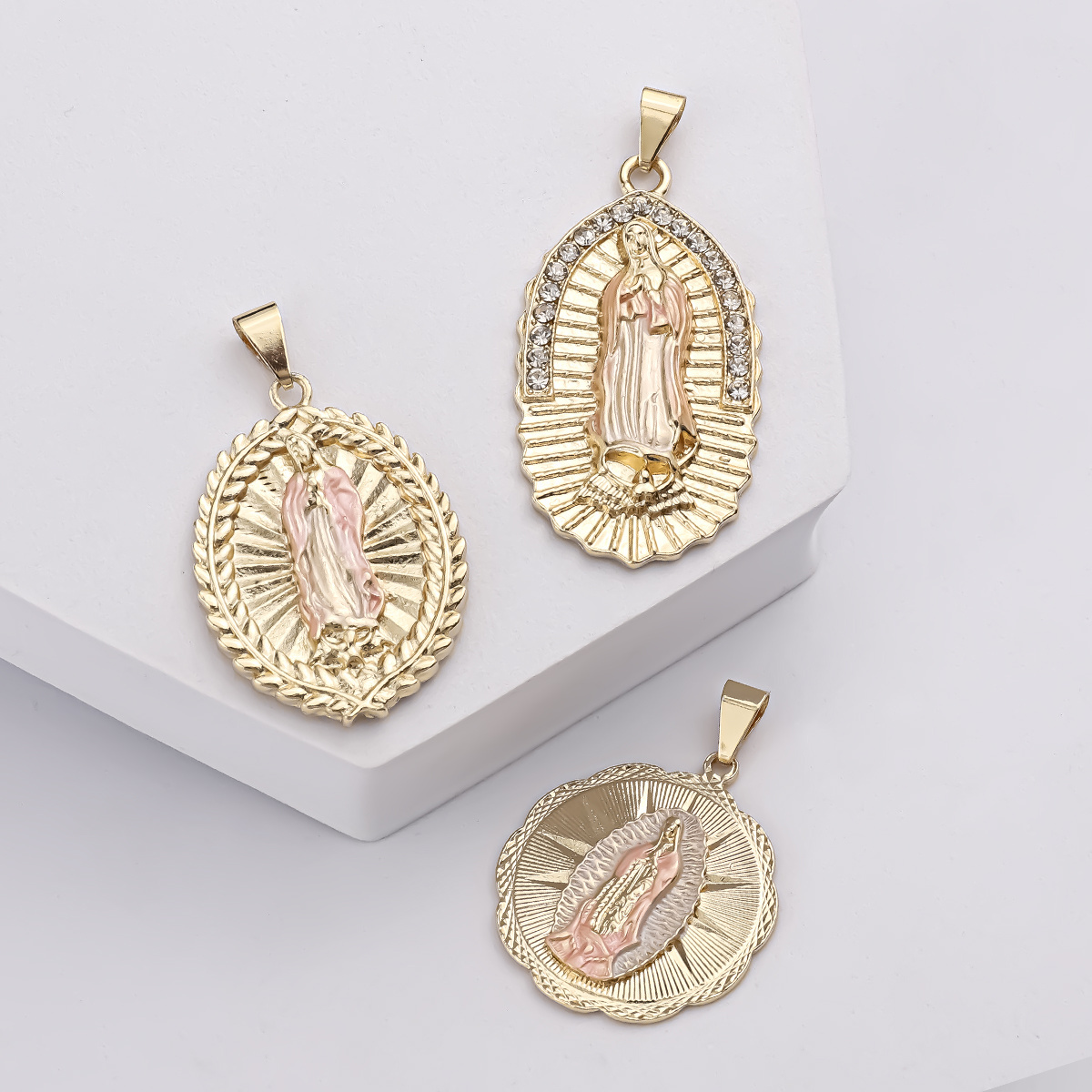 Oro laminado dije custom 14K religious catholic pendant charms jesus necklace three tone virgen de guadalupe virgin Mary pendant