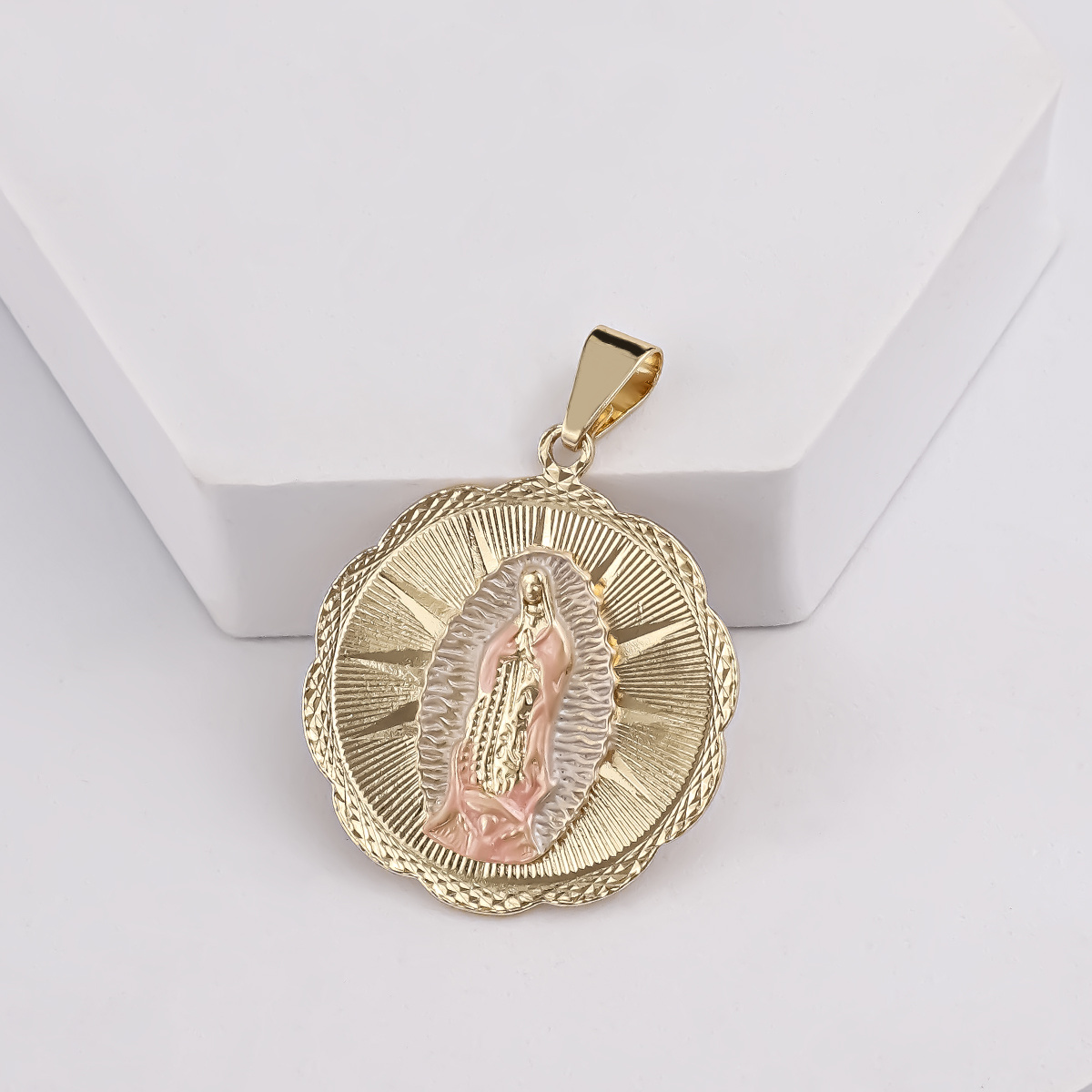 Oro laminado dije custom 14K religious catholic pendant charms jesus necklace three tone virgen de guadalupe virgin Mary pendant