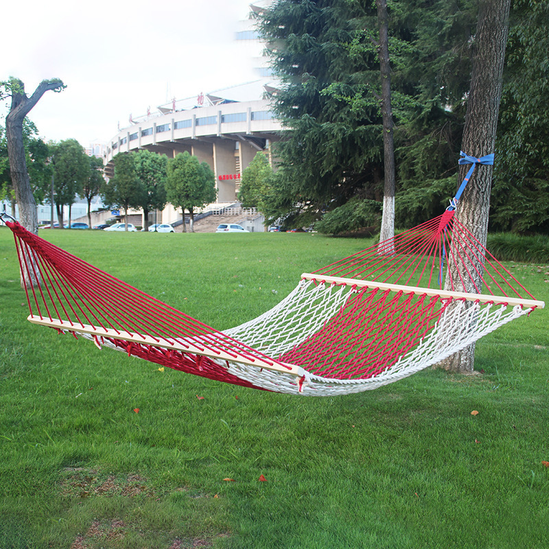 Outdoor Cotton Hammock Leisure Chair With Wooden Stick Beach Net Hammock swing hammock