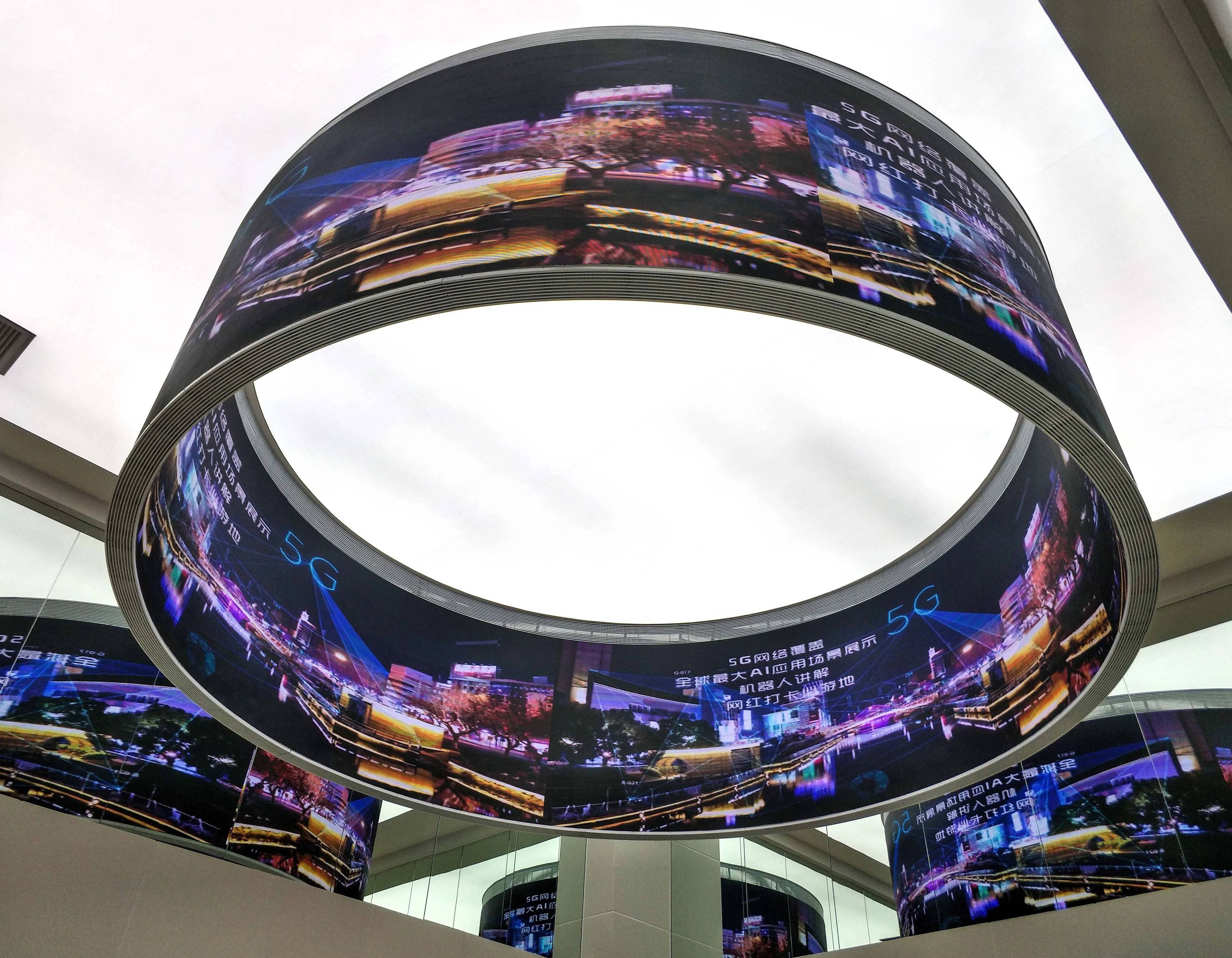 Led Outdoor Flexible Screen Led Display Module Advertising Electronic Screen Curved Cylindrical Advertising Screen