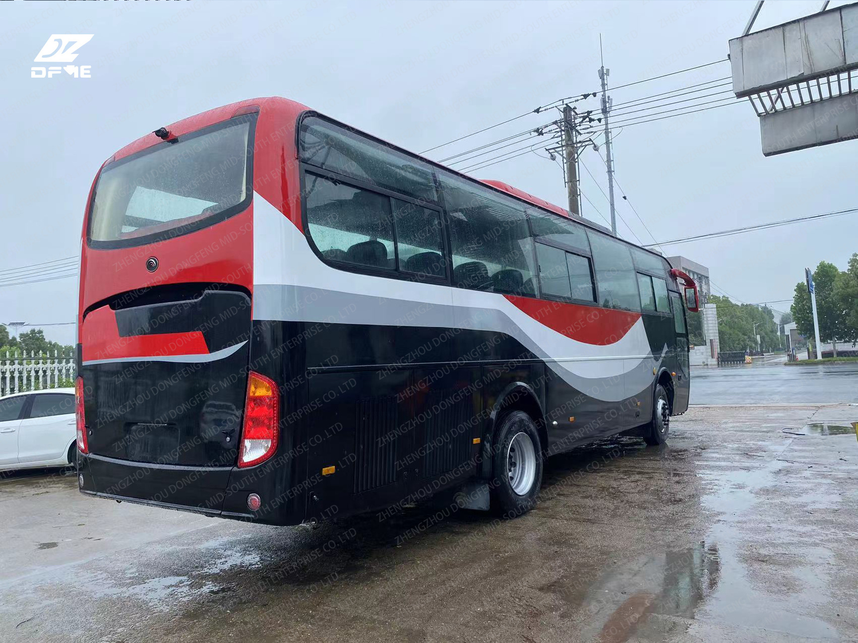 Highly refurbished customized coach bus 60 seats used buses for sale