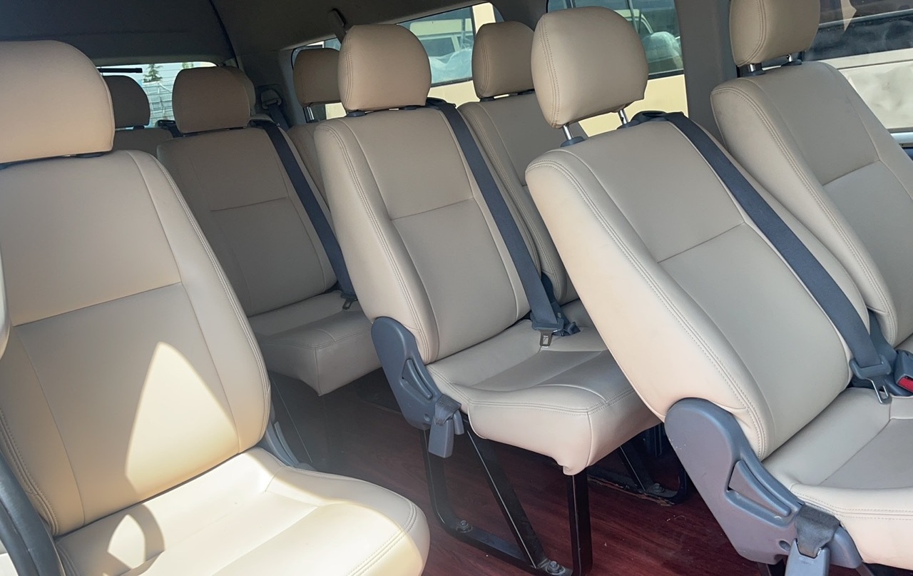 2015~2019 Hiace Mini Van Used Gasoline Mini Bus 1HZ