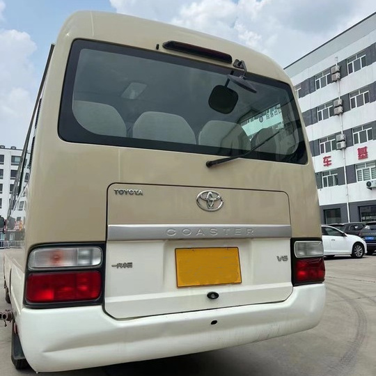 Luxury gasoline mini bus toyo ta coaster 30 place seat toyo ta 25 seater coaster bus for sale