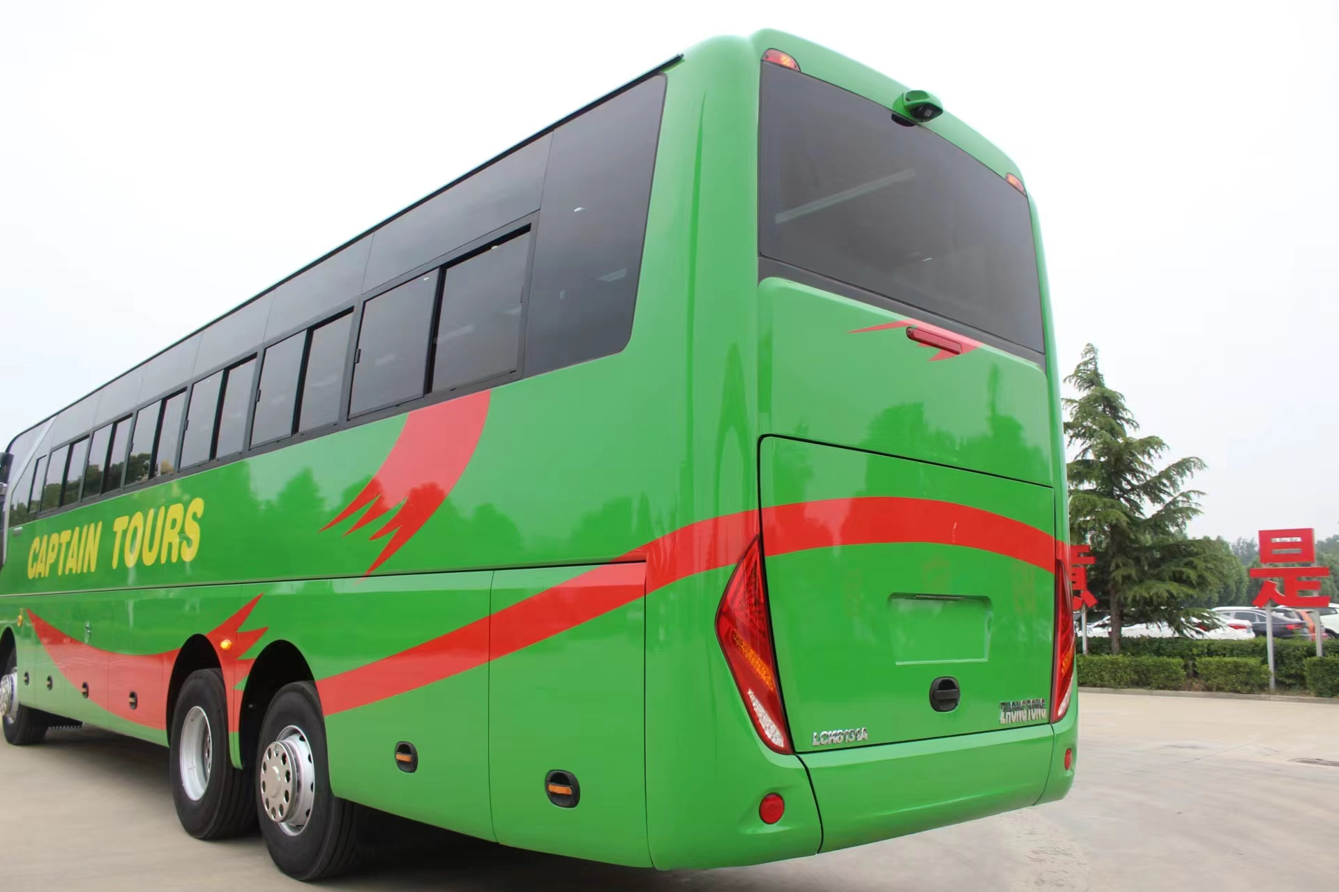 Hot Sale New double axles Coach Bus 75 Seater Bus For Sale