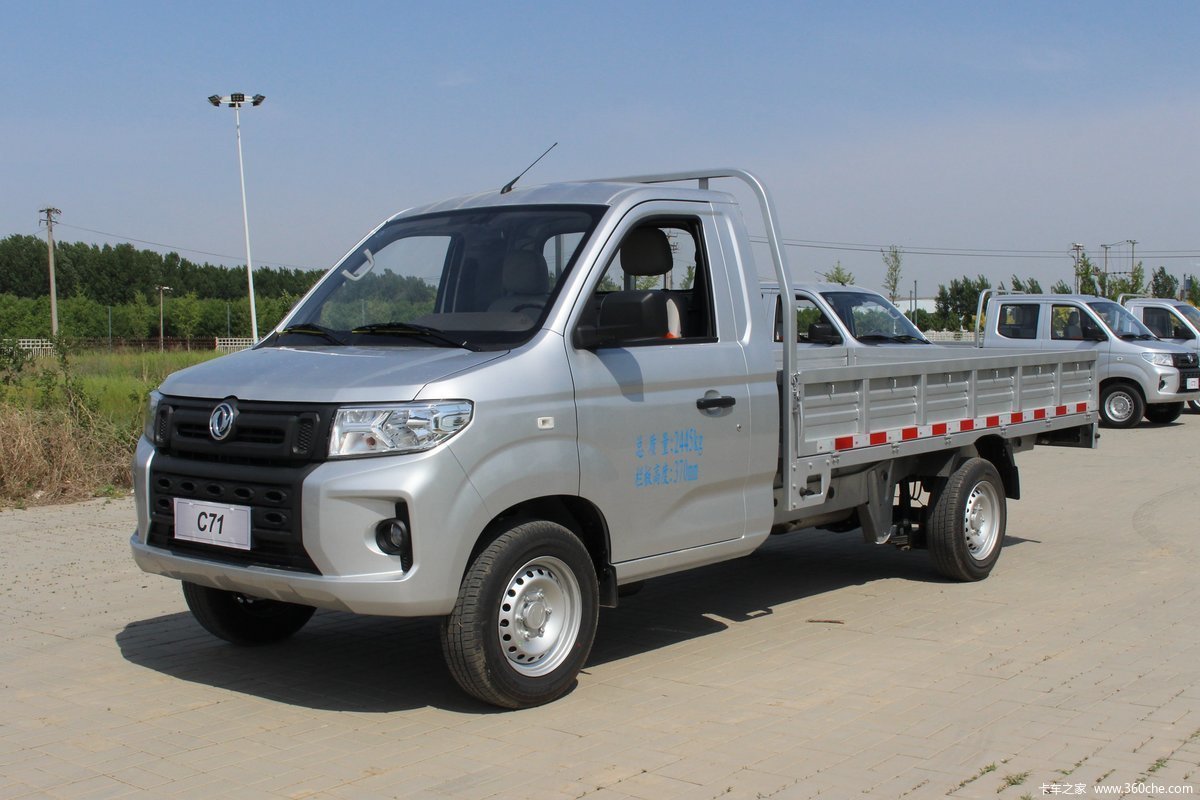 Dongfeng C71 1500kg 1.6 L mini cargo truck small pickup truck