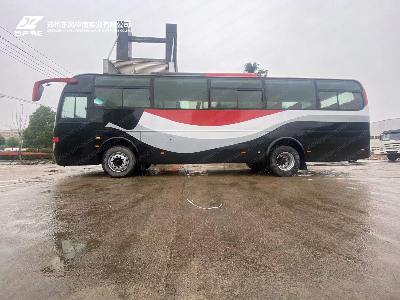 Highly refurbished customized coach bus 60 seats used buses for sale